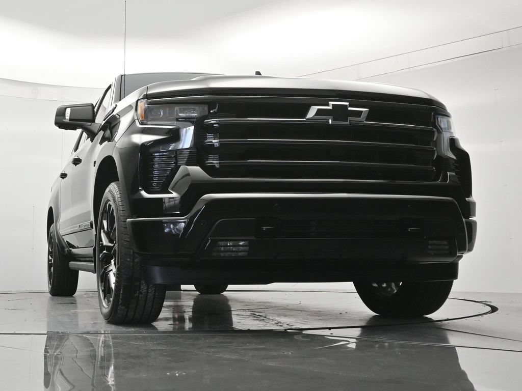 Used 2026 Chevrolet Silverado 1500 High Country w/ Midnight Edition AWD/4WD image 40