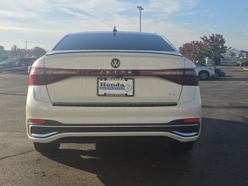 Used 2026 Volkswagen Jetta SEL FWD image 6