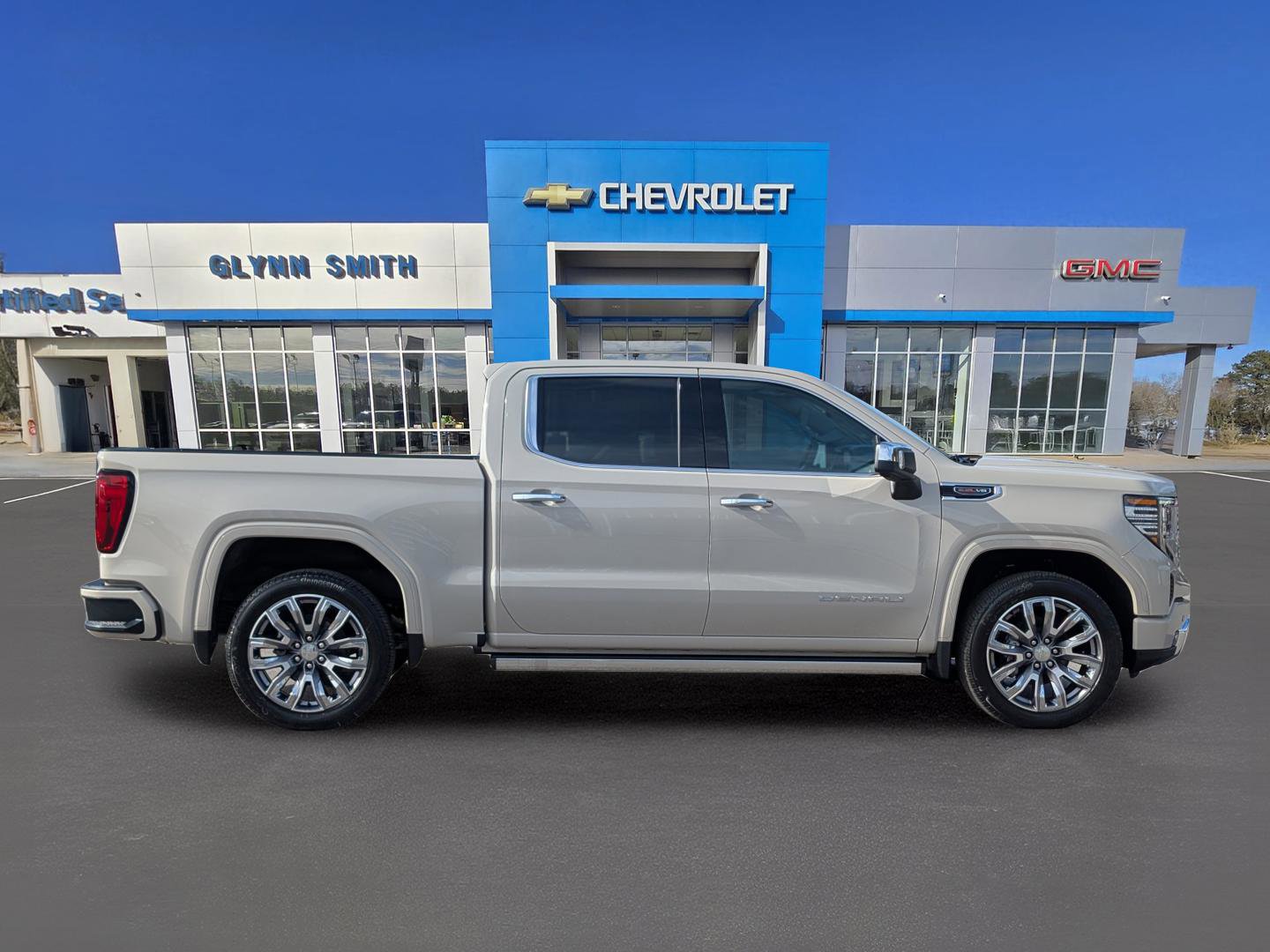 New 2026 GMC Sierra 1500 Denali w/ Denali Reserve Package image 7