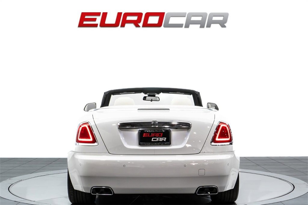 Used 2018 Rolls-Royce Dawn image 5