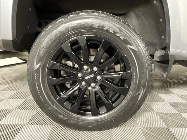Used 2022 GMC Canyon Elevation image 10