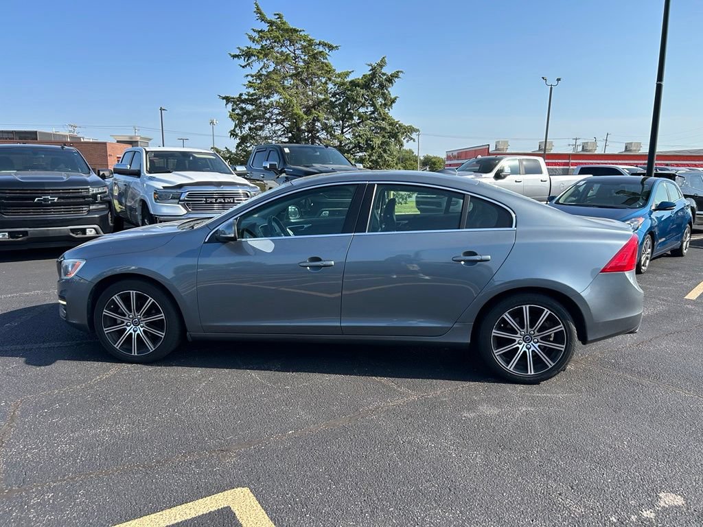 Used 2018 Volvo S60 T5 Inscription FWD image 6