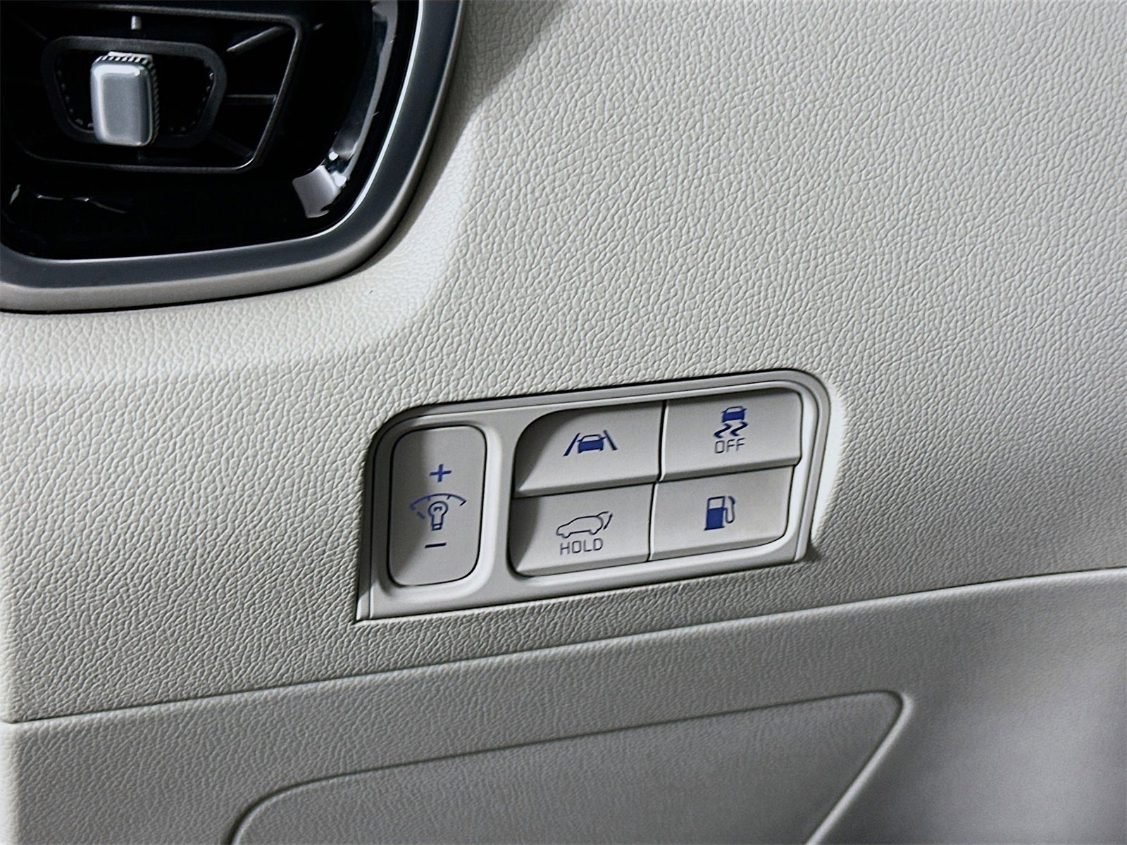 Used 2023 Kia Sorento SX Prestige image 10