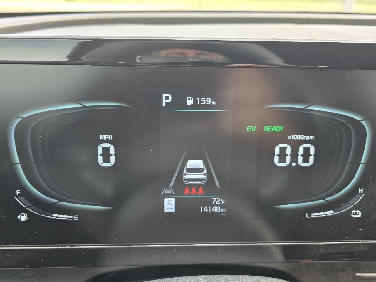Used 2025 Kia Sportage LX FWD image 25