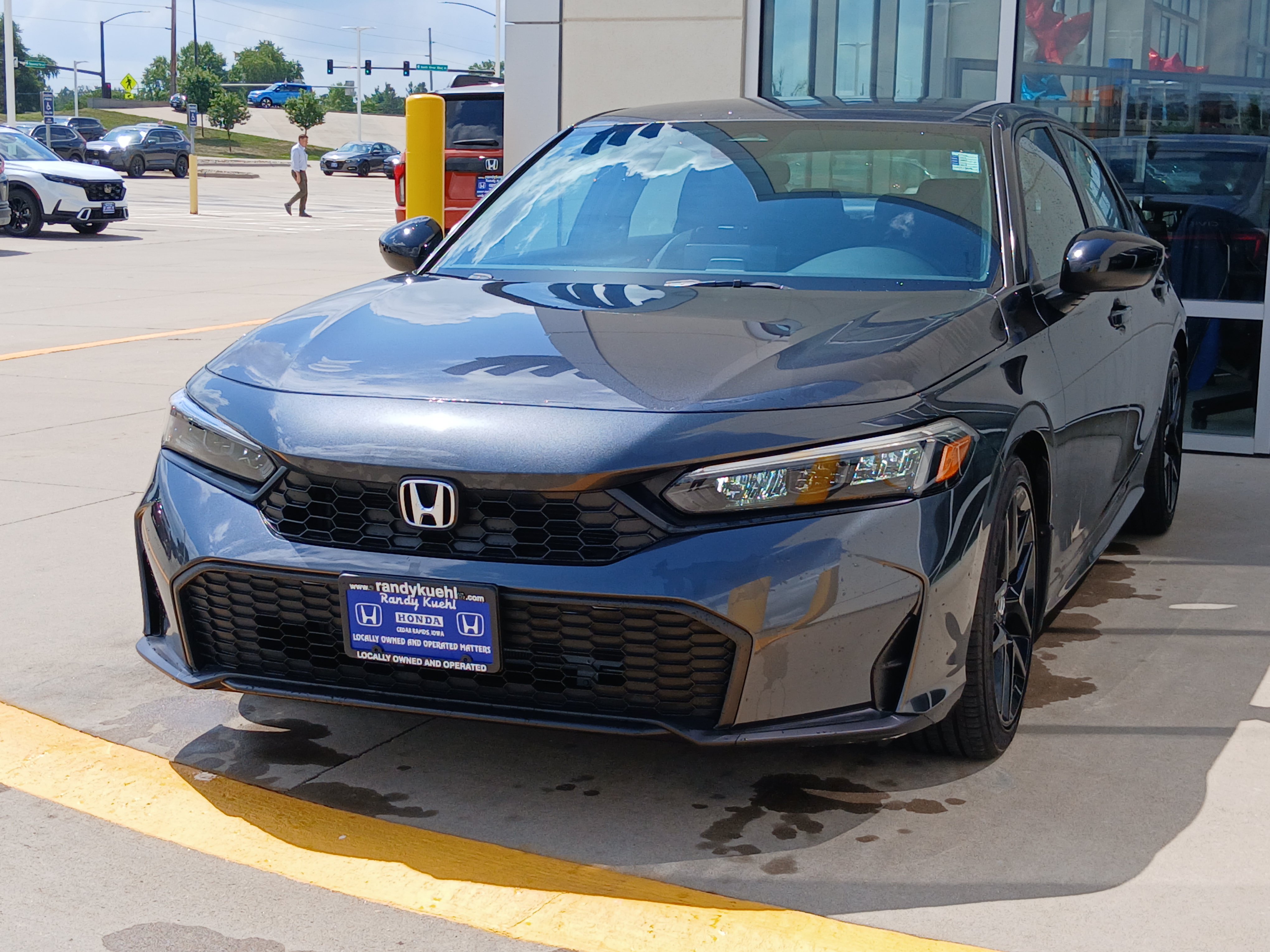 Used 2025 Honda Civic Sport image 3