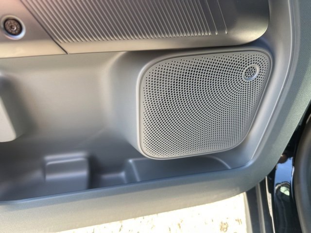 New 2025 Ford Maverick XL image 14