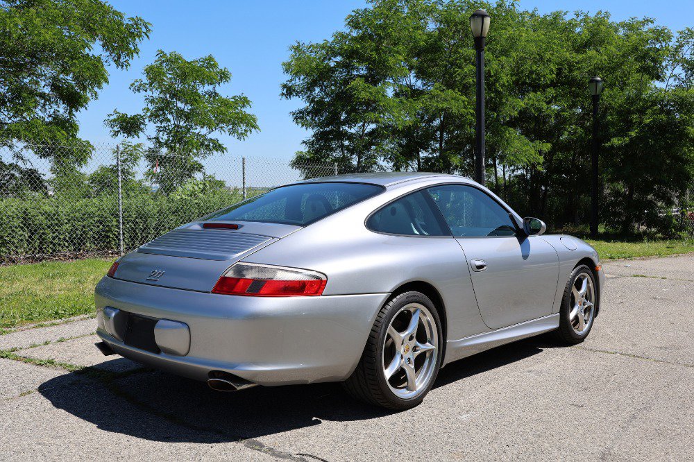 Used 2004 Porsche 911 GT3 RS image 7