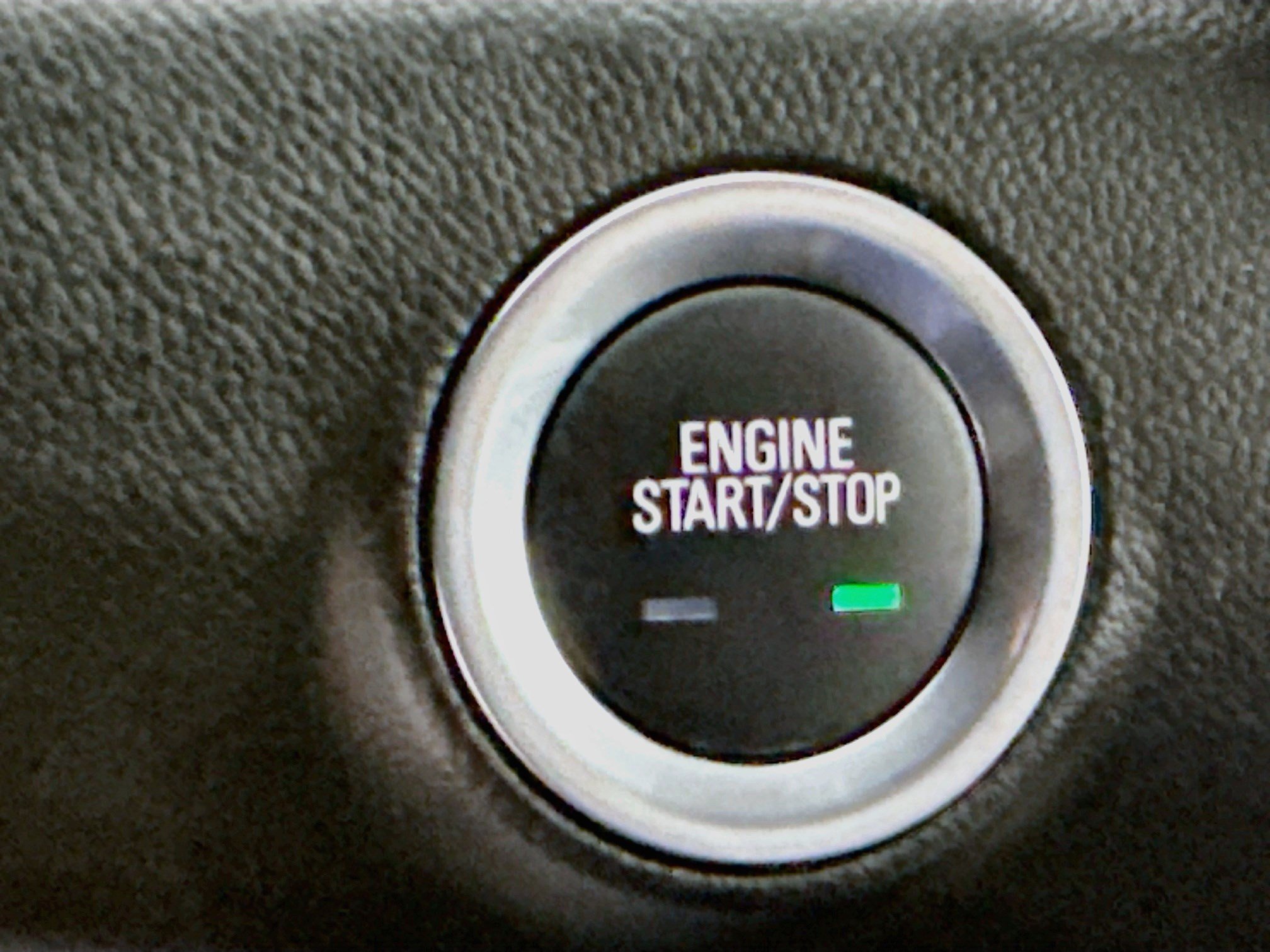 Used 2023 GMC Terrain SLT w/ Tech Package FWD image 21