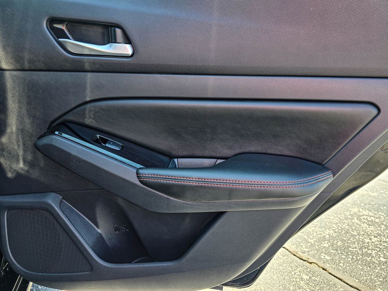 Used 2025 Nissan Altima 2.5 SR image 14