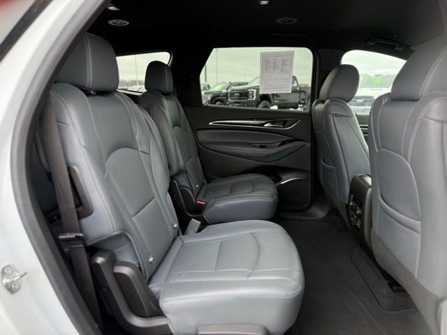 Used 2024 Buick Enclave Premium image 18