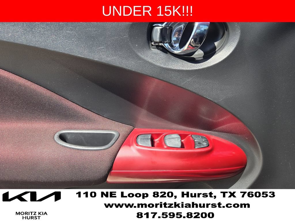 Used 2016 Nissan Juke SV AWD/4WD image 25