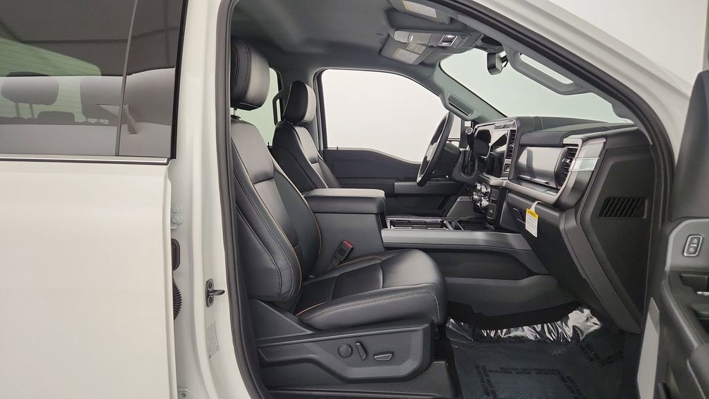 New 2026 Ford F350 Lariat w/ Chrome Package image 34