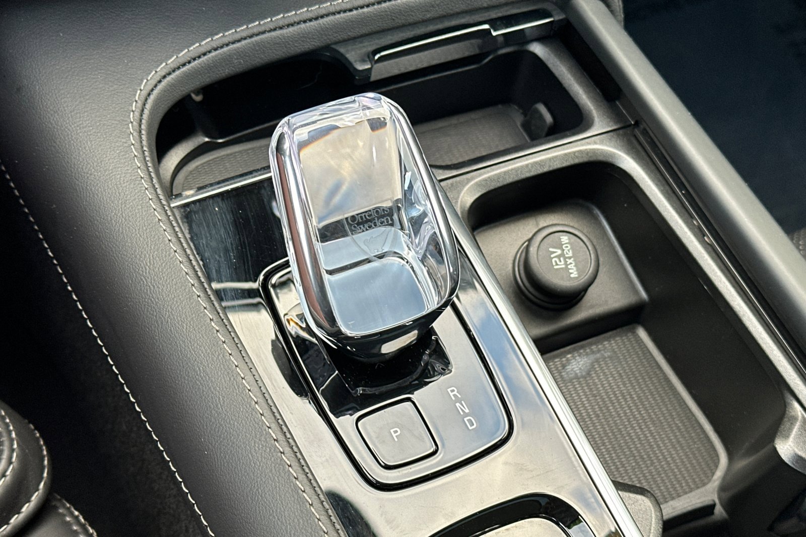 Certified 2025 Volvo XC90 B6 Ultra w/ Protection Package Premier image 26