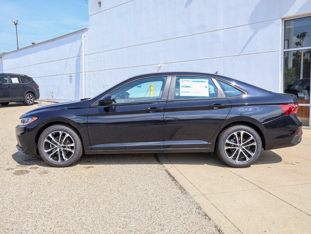 New 2026 Volkswagen Jetta Sport FWD image 2