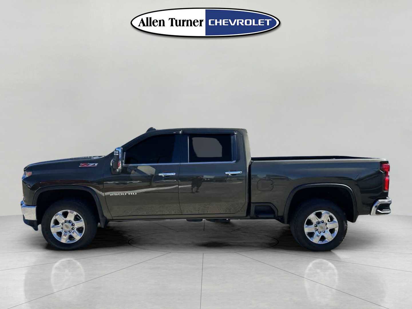 Used 2022 Chevrolet Silverado 2500 LTZ w/ LTZ Plus Package image 6