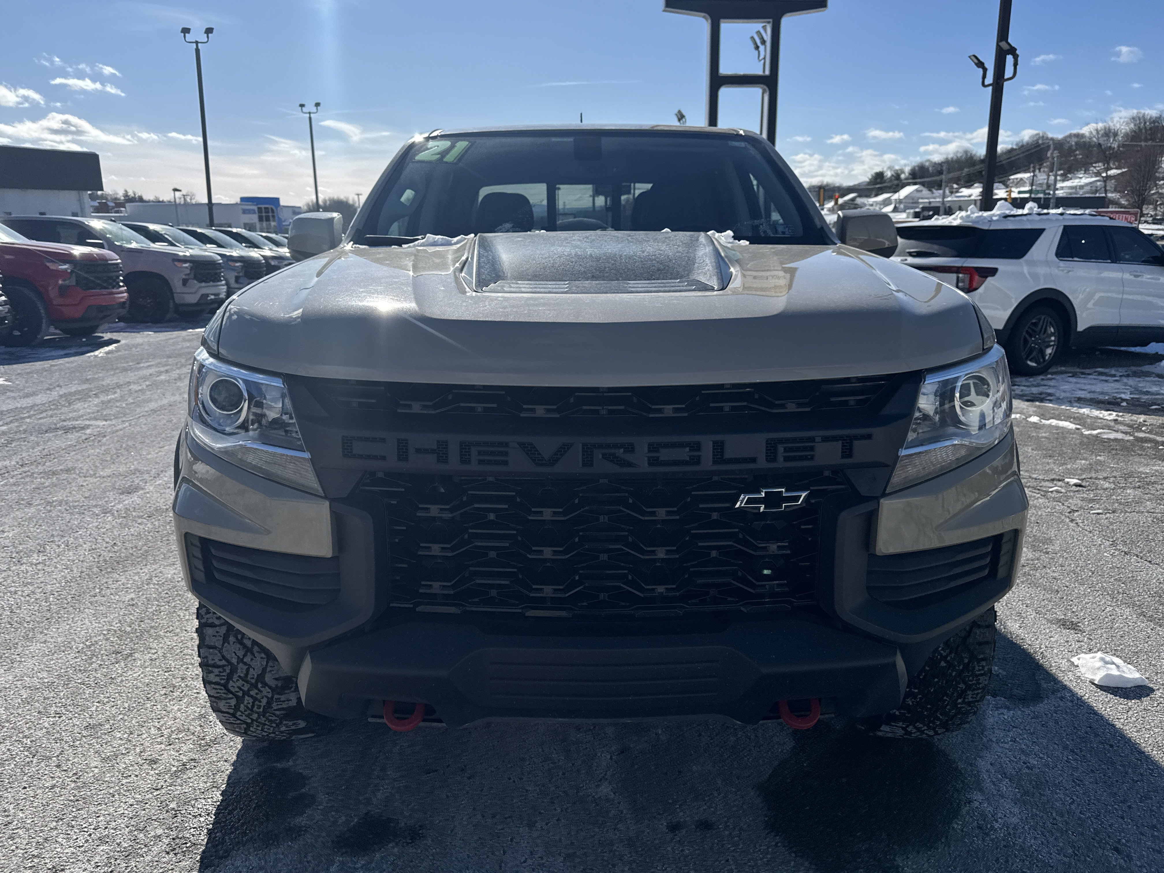Used 2021 Chevrolet Colorado ZR2 w/ ZR2 Dusk Special Edition image 8