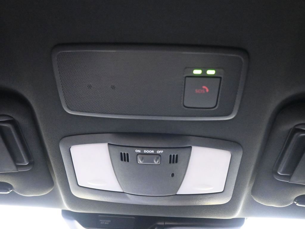 Used 2023 Nissan Z w/ Floor Mat Package (L93) RWD image 25