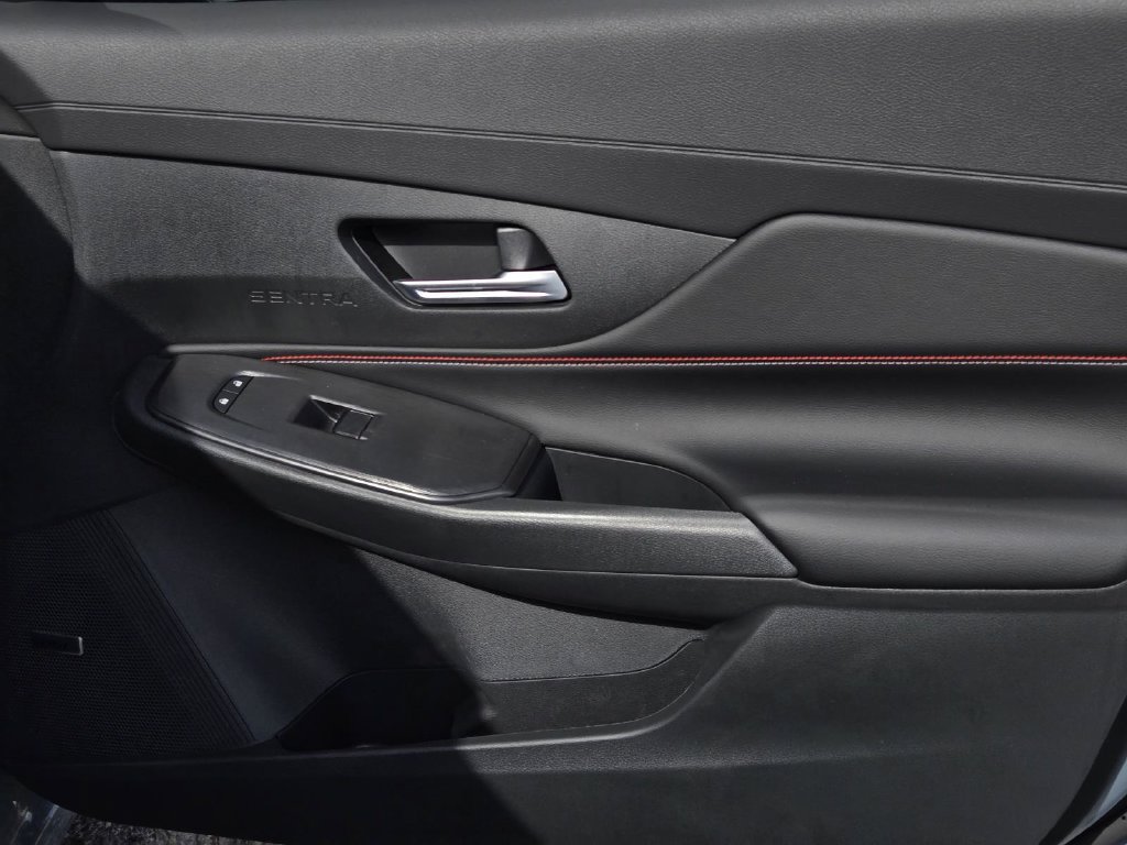 New 2026 Nissan Sentra SR w/ SR Premium Package FWD image 8