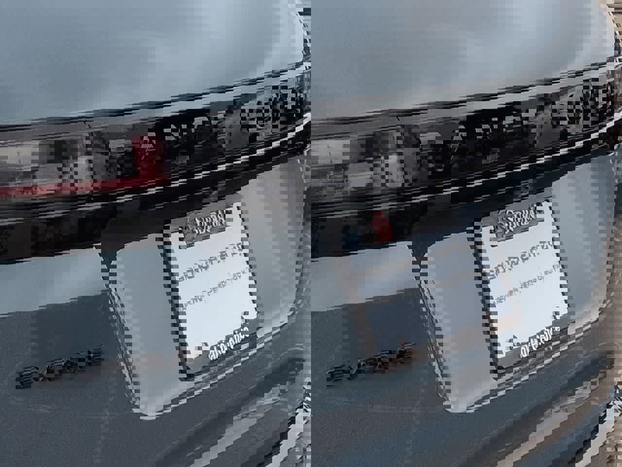 Certified 2025 Land Rover Range Rover Evoque S image 12