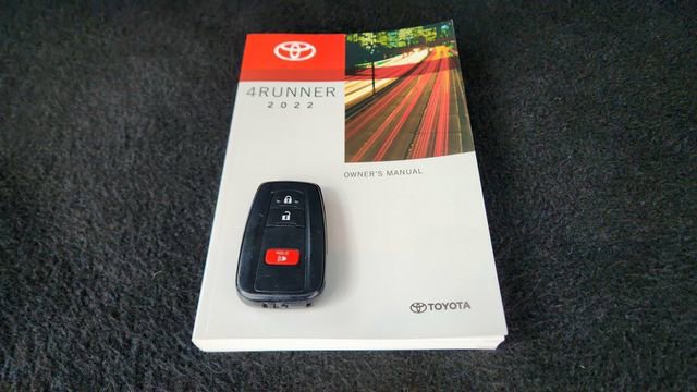 Used 2022 Toyota 4Runner TRD Off-Road image 57