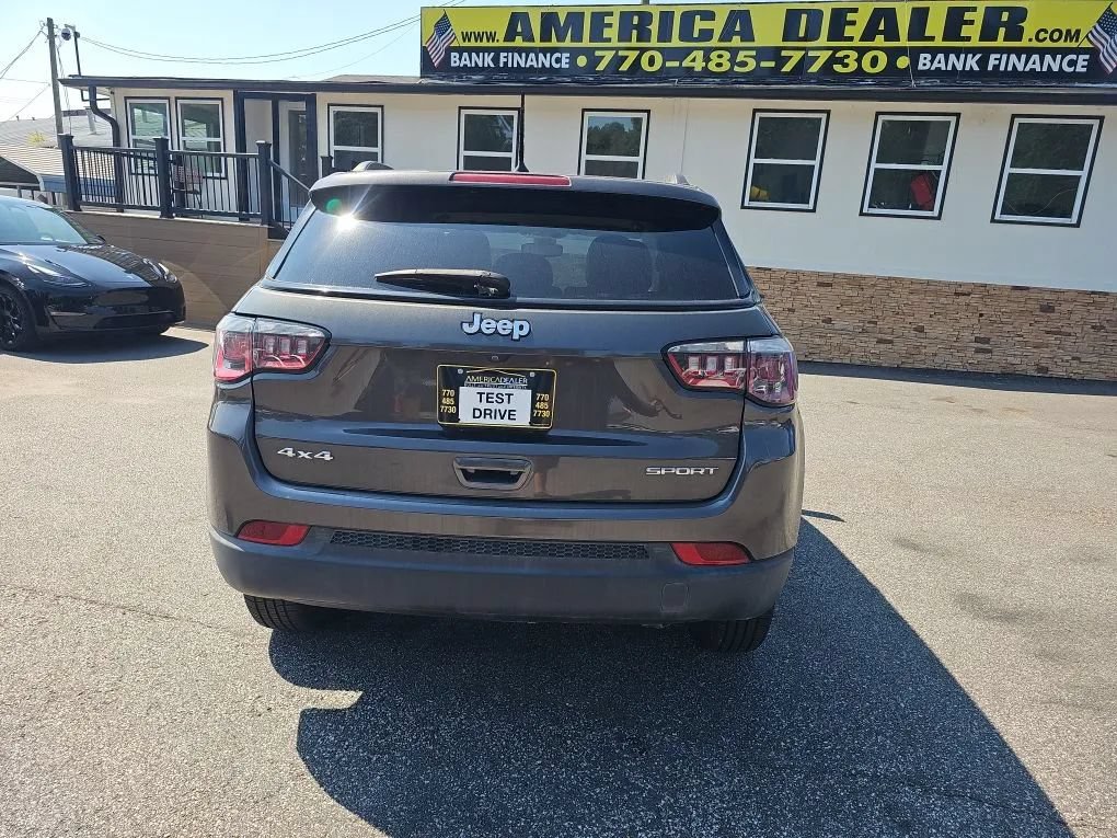Used 2018 Jeep Compass Sport AWD/4WD image 6