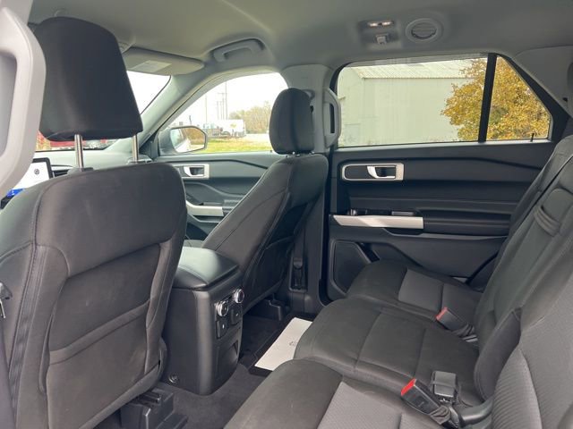 Used 2022 Ford Explorer XLT image 34