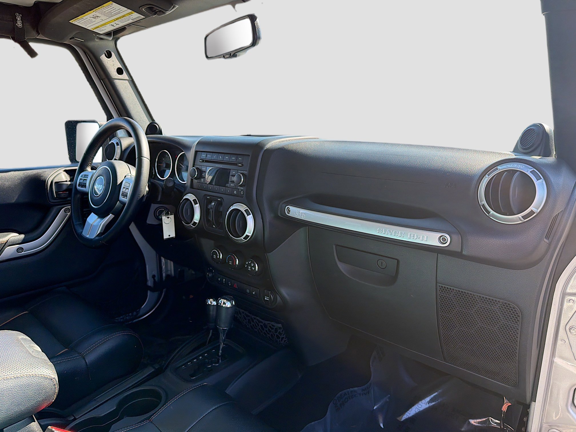 Used 2011 Jeep Wrangler 70th Anniversary w/ Connectivity Group image 5