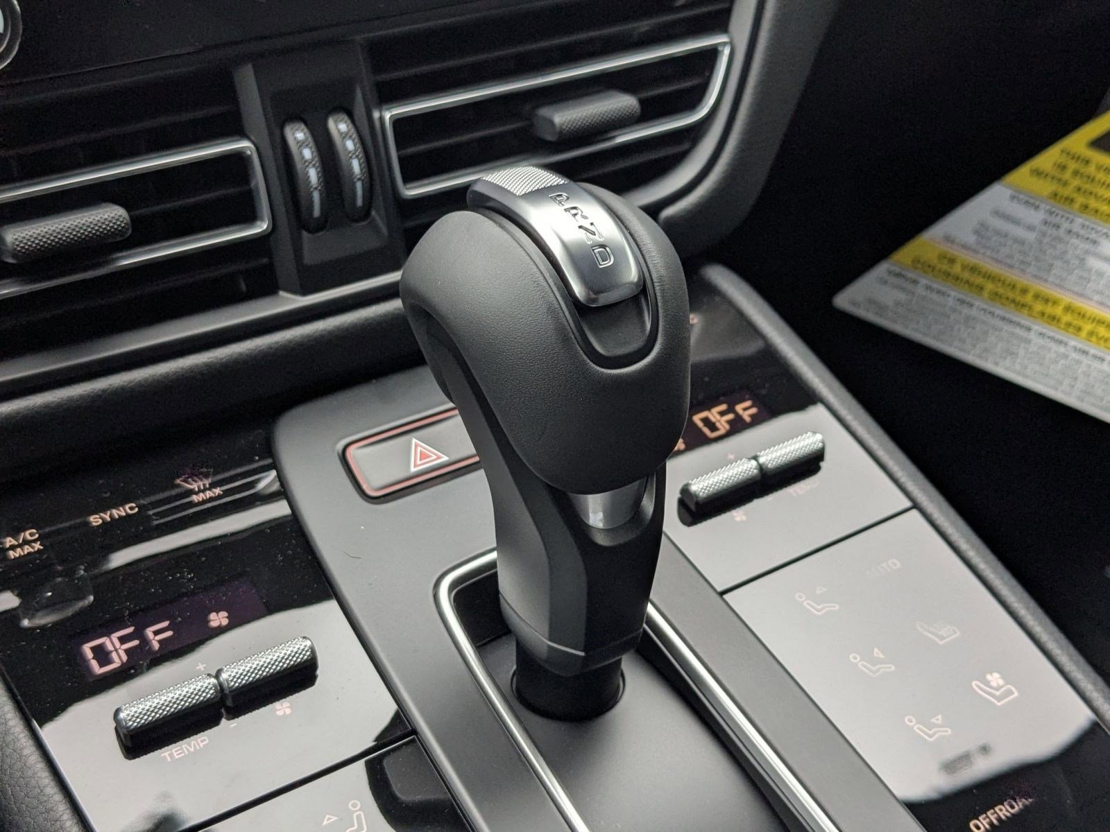 New 2026 Porsche Macan AWD/4WD image 20