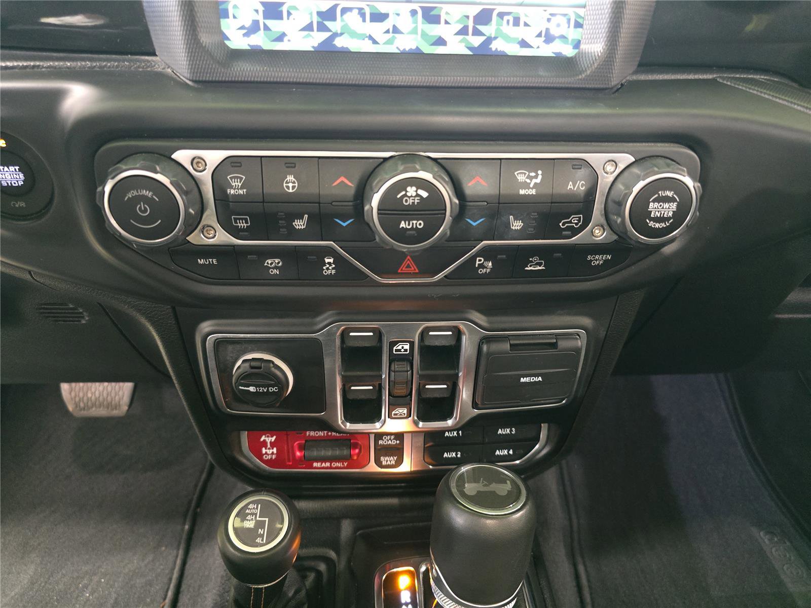 Used 2023 Jeep Wrangler Unlimited Rubicon 392 w/ Xtreme Recon 35" Tire Package image 27