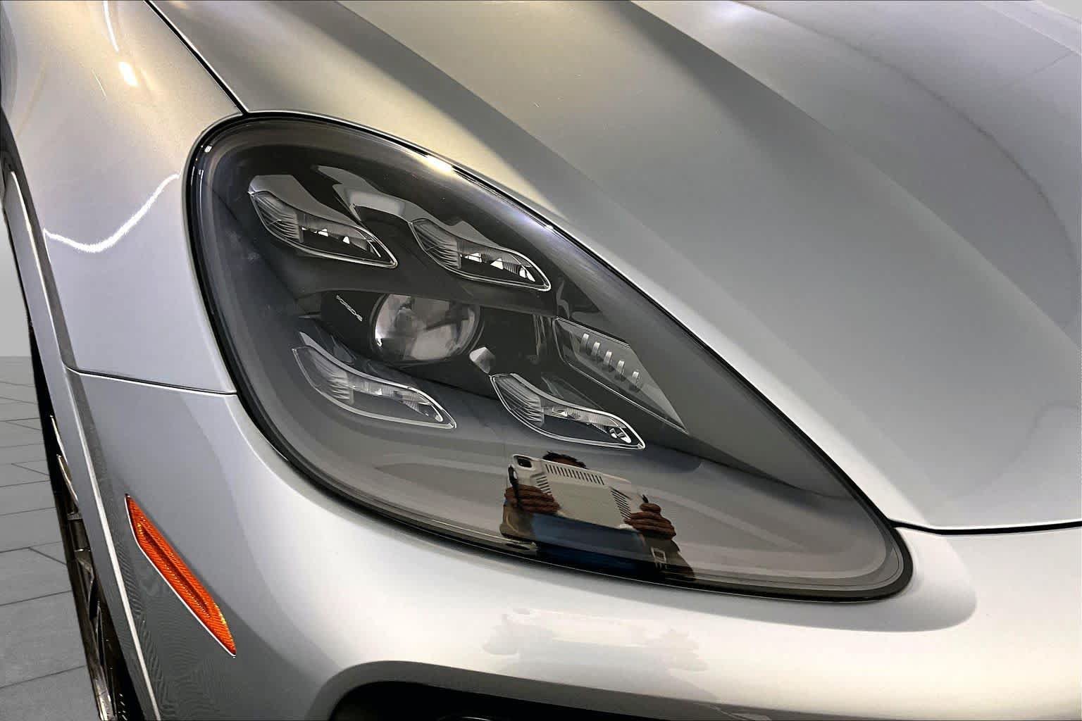 Used 2019 Porsche Cayenne S AWD/4WD image 27
