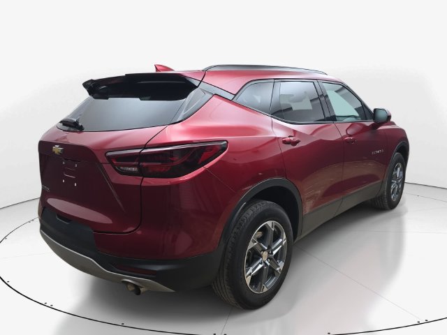 Used 2023 Chevrolet Blazer LT w/ Convenience Package FWD image 6