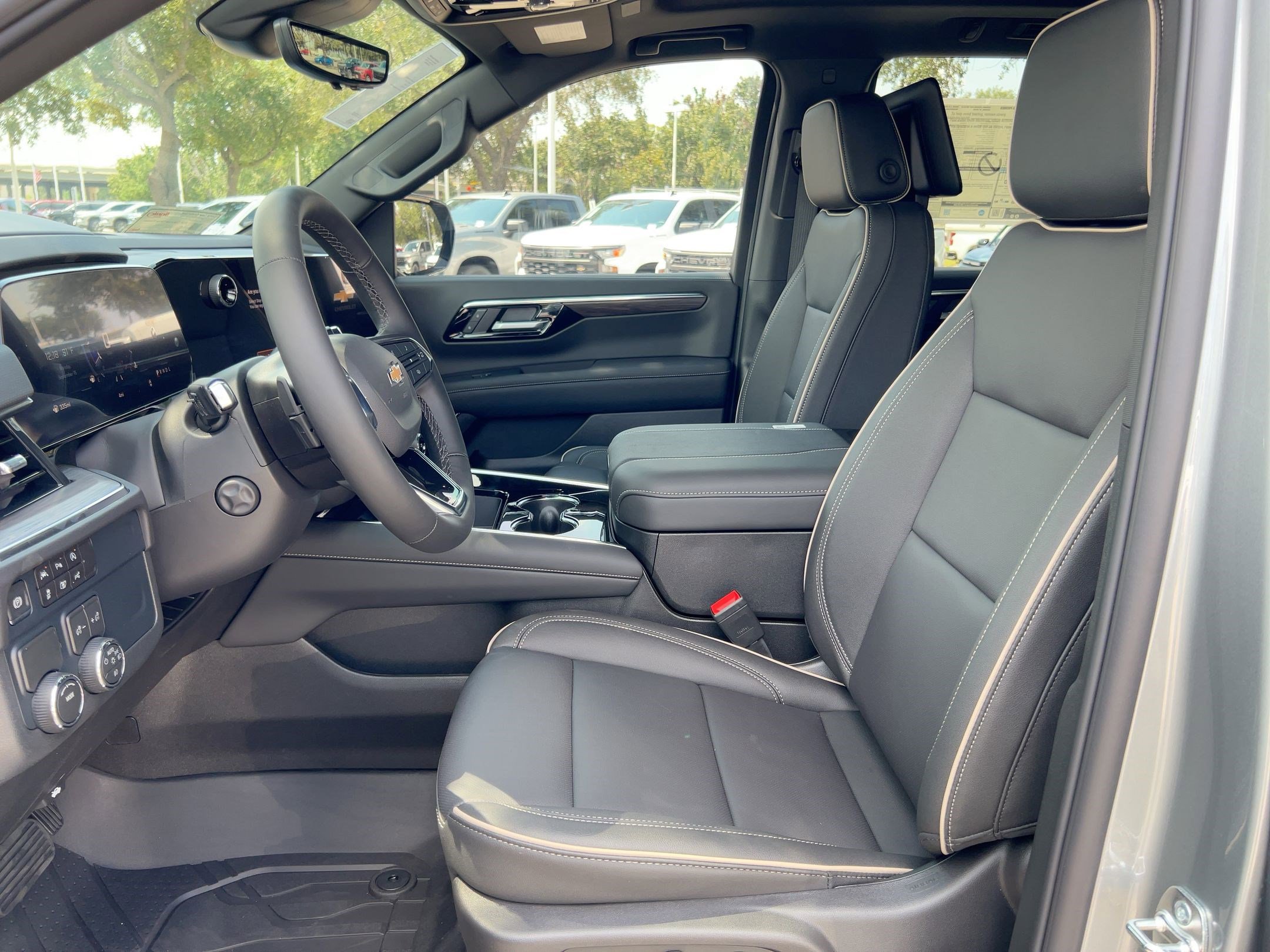 New 2026 Chevrolet Tahoe Premier image 5