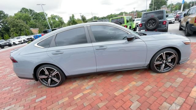 Used 2024 Honda Accord Sport image 2