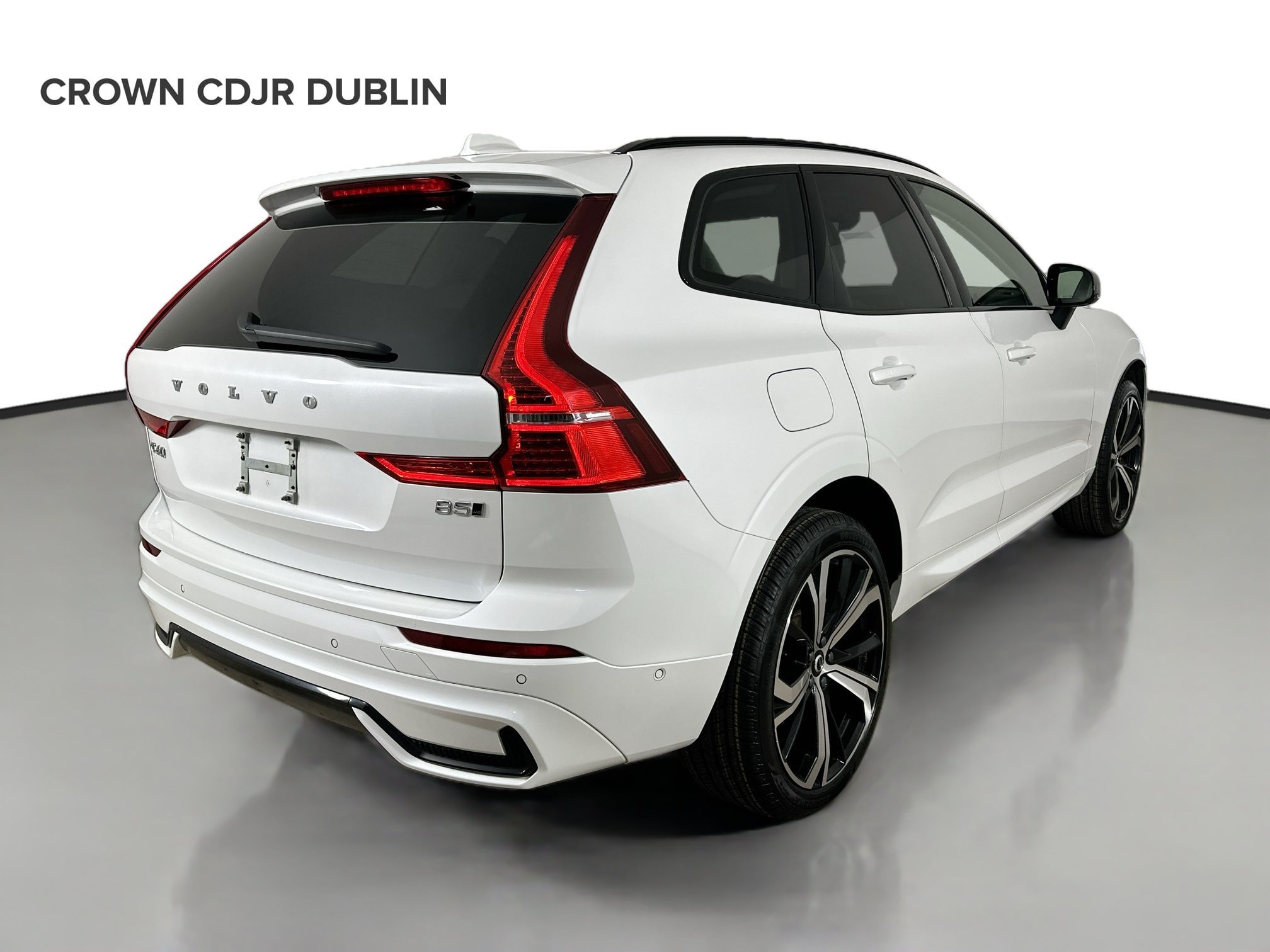 Used 2024 Volvo XC60 B5 Ultimate w/ Climate Package AWD/4WD image 5