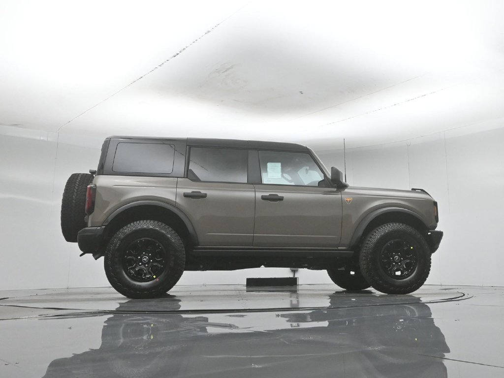 New 2026 Ford Bronco Badlands AWD/4WD image 7