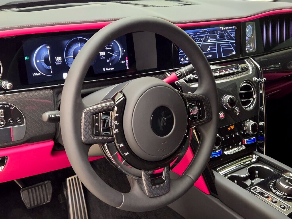 Certified 2026 Rolls-Royce Cullinan Black Badge AWD/4WD image 33