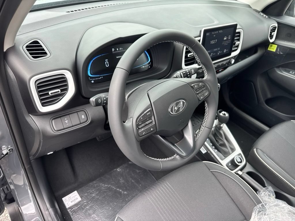 New 2026 Hyundai Venue SEL FWD image 10