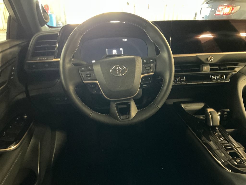 Certified 2025 Toyota Crown Platinum AWD/4WD image 16
