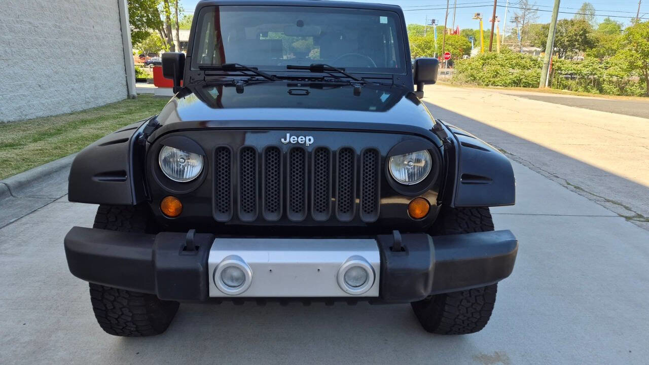 Used 2008 Jeep Wrangler Sahara w/ Dual Top Group AWD/4WD image 10