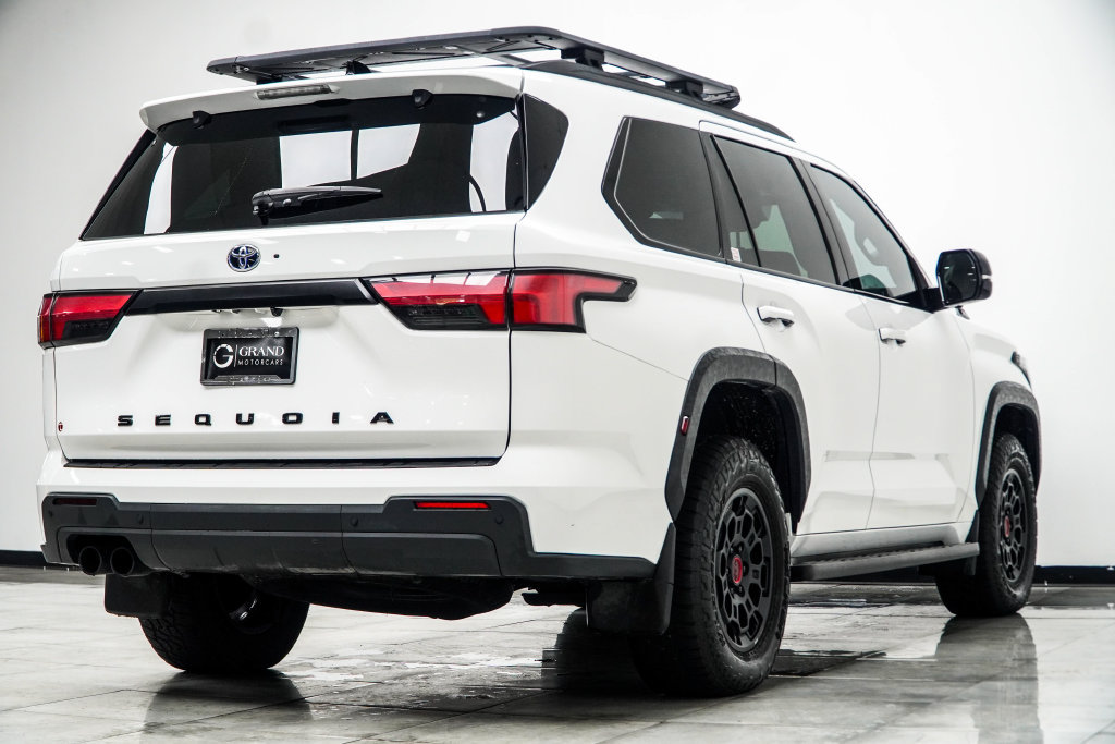 Used 2023 Toyota Sequoia TRD Pro AWD/4WD image 16