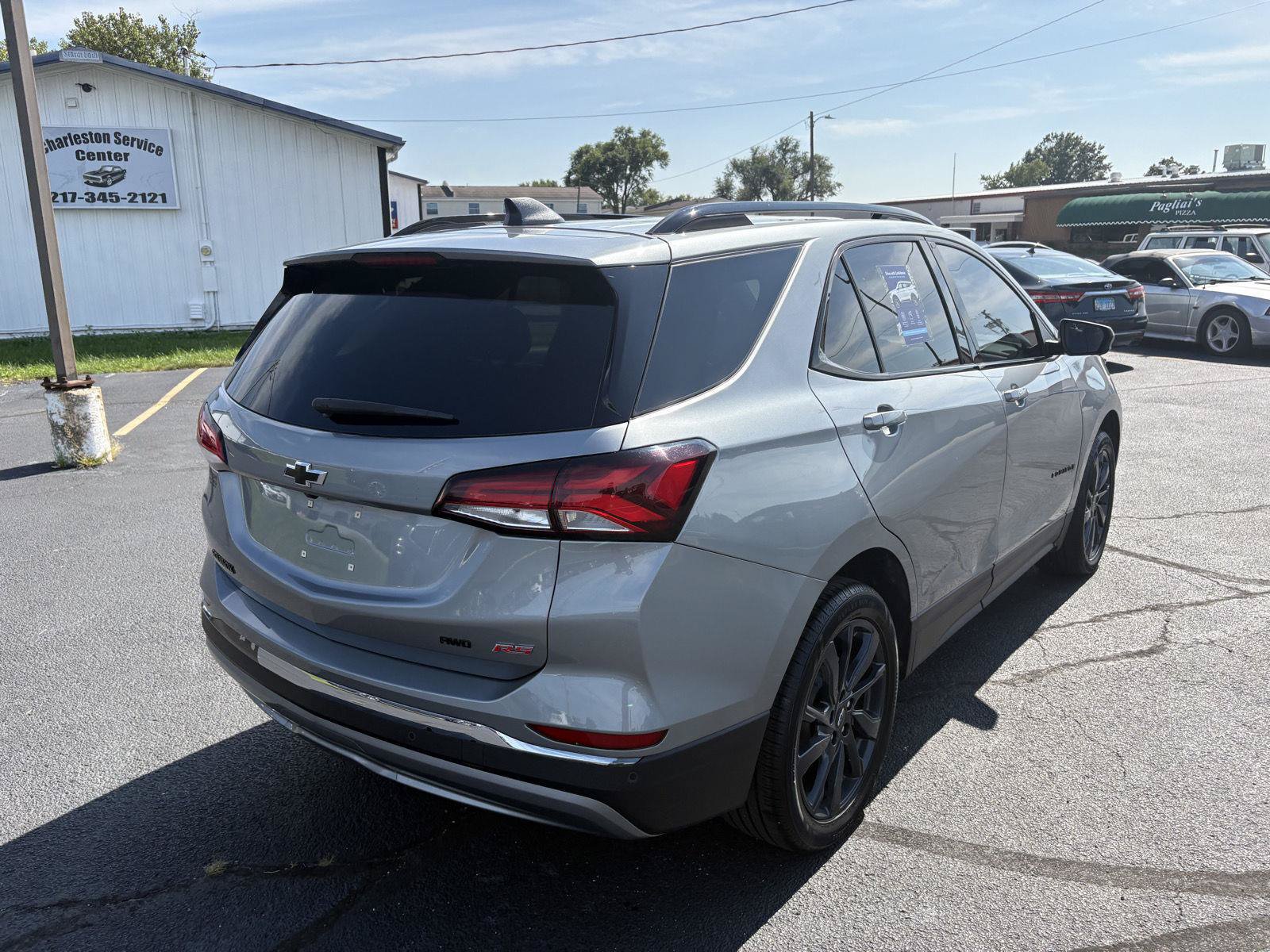 Used 2023 Chevrolet Equinox RS AWD/4WD image 23