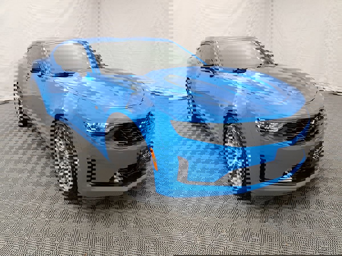 Used 2022 Chevrolet Camaro LT w/ RS Package image 3