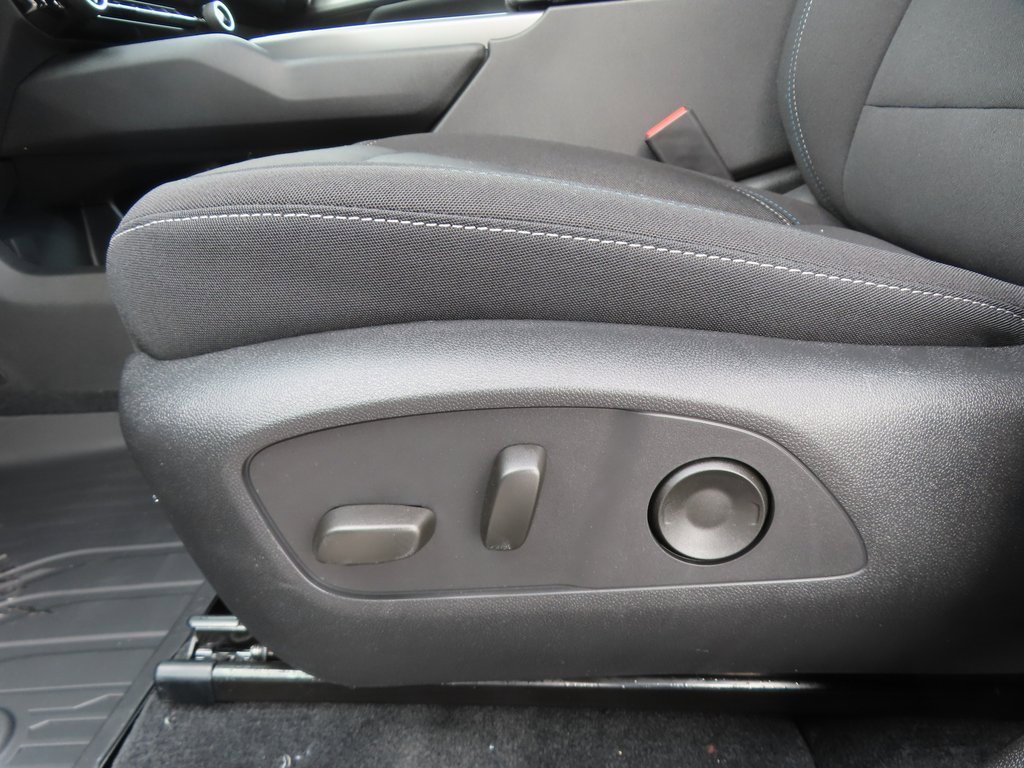 New 2026 Chevrolet Equinox EV LT image 9