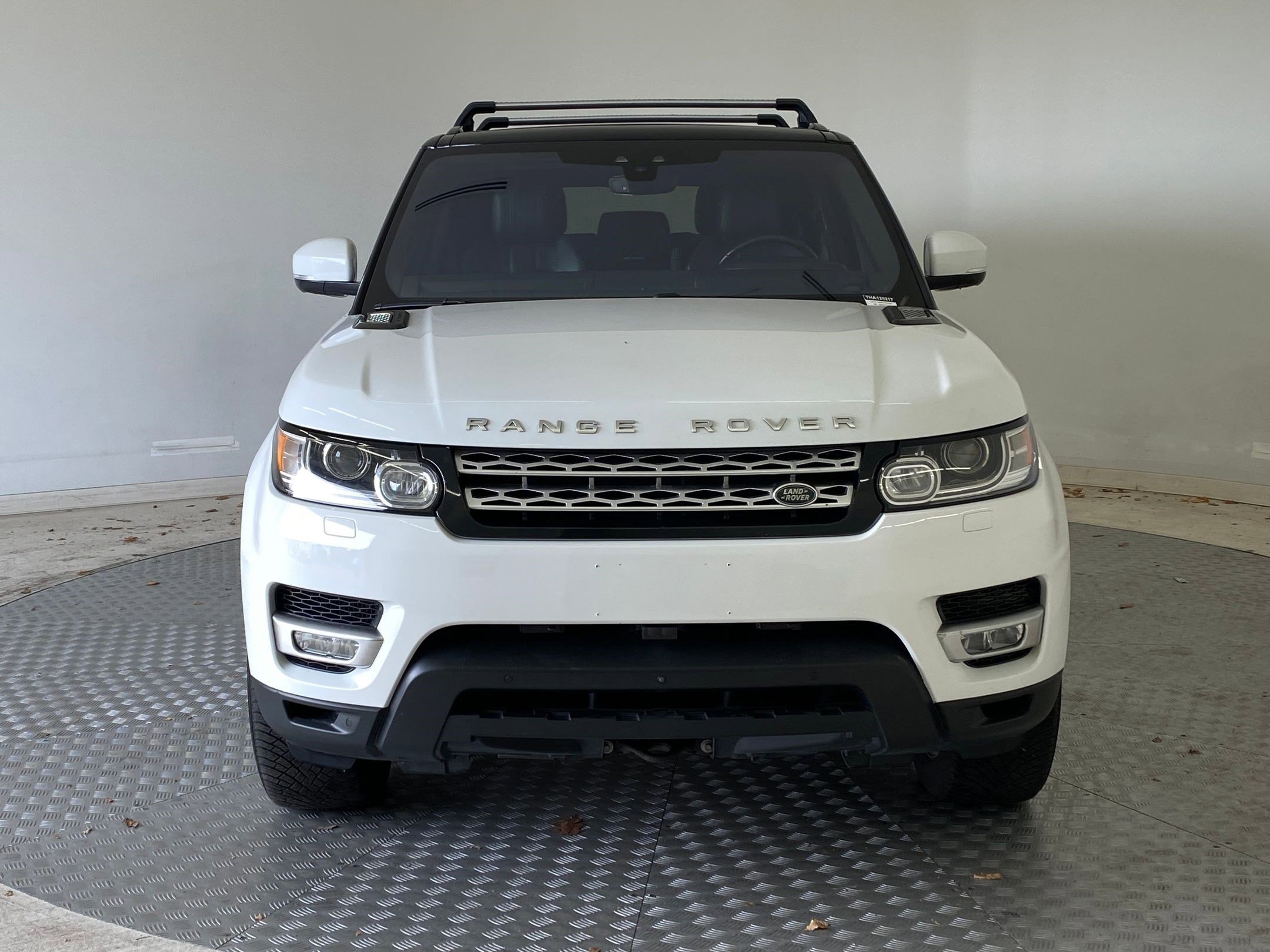 Used 2017 Land Rover Range Rover Sport HSE image 5