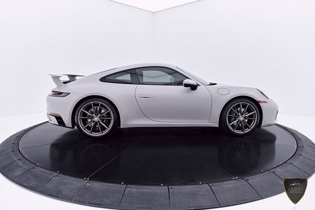 Used 2023 Porsche 911 Carrera RWD image 15