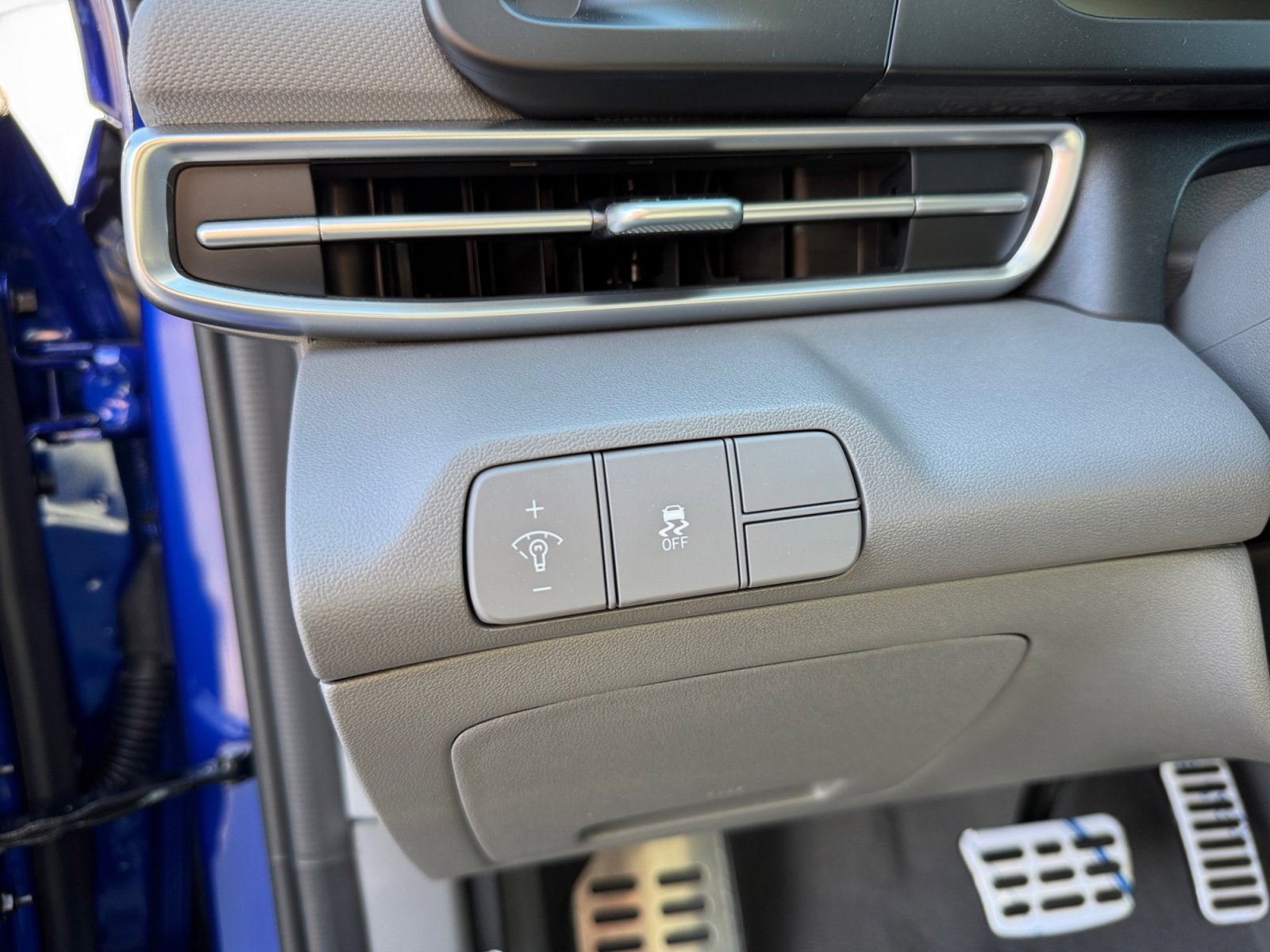 New 2025 Hyundai Elantra Sport image 30