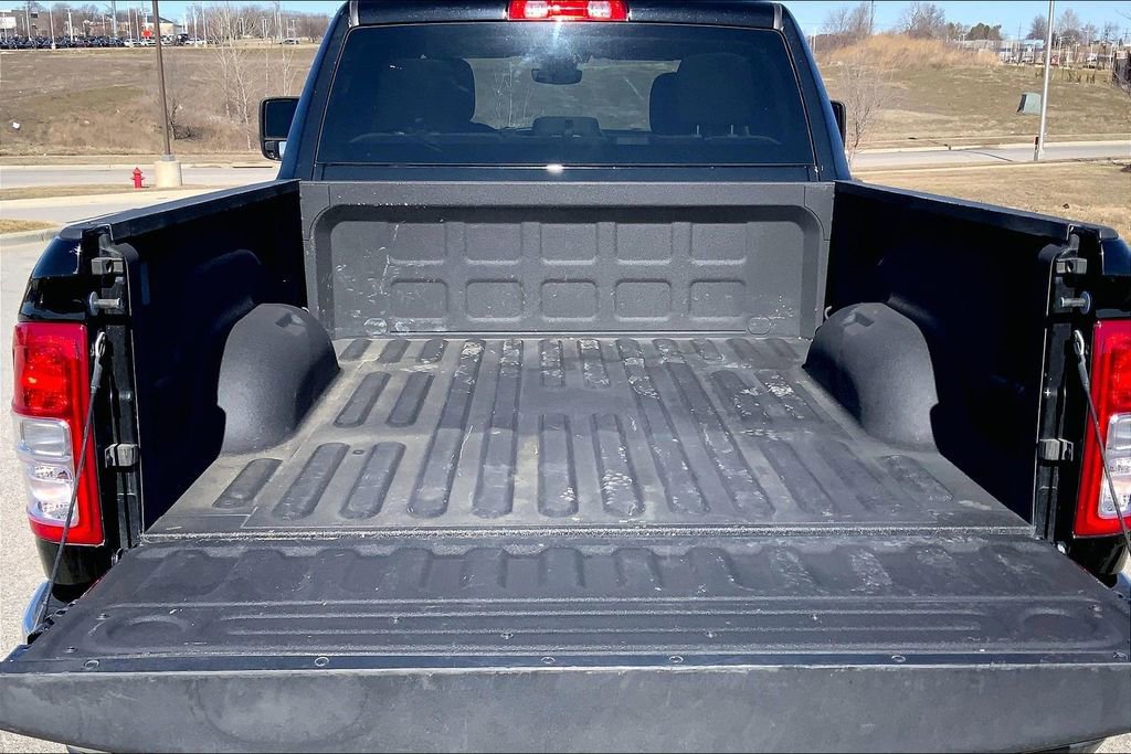 Used 2024 RAM 2500 Big Horn w/ Bed Utility Group image 7