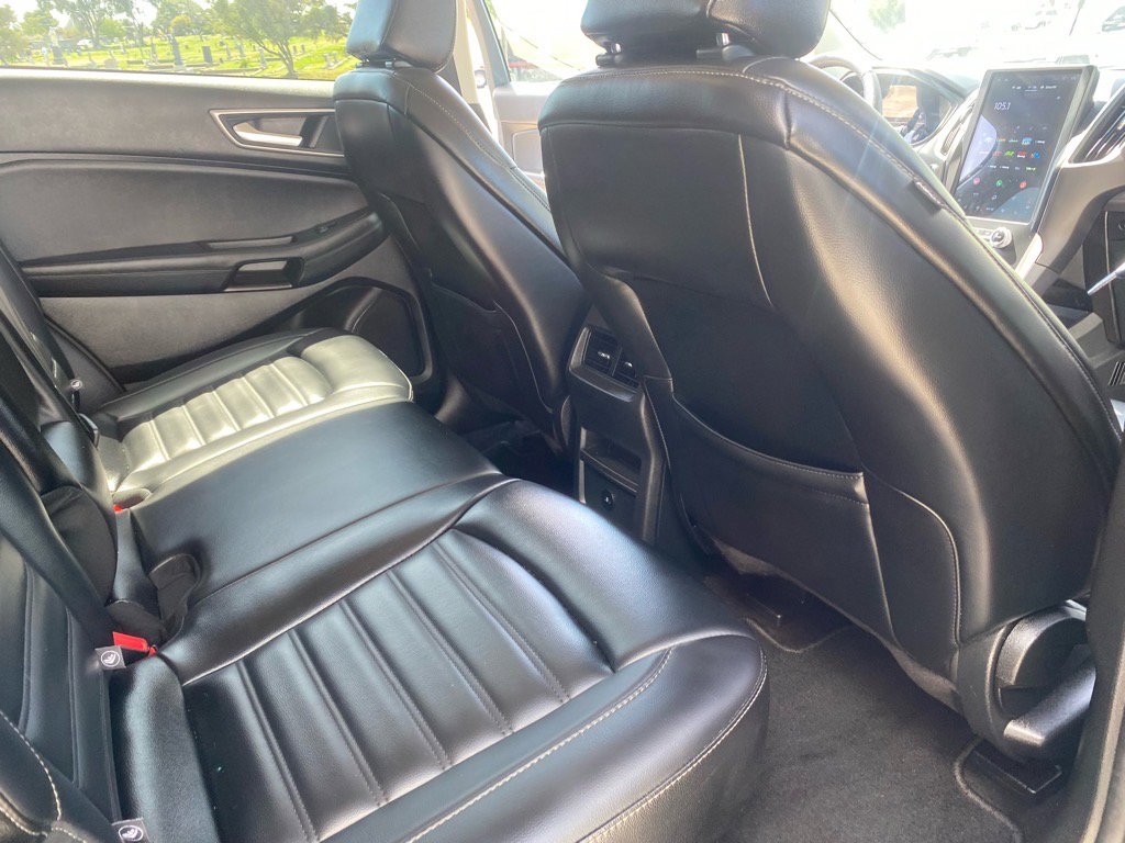 Used 2024 Ford Edge SEL image 37