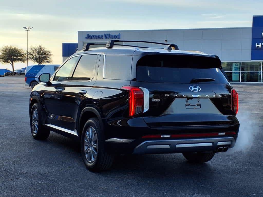 Certified 2025 Hyundai Palisade SEL FWD image 6