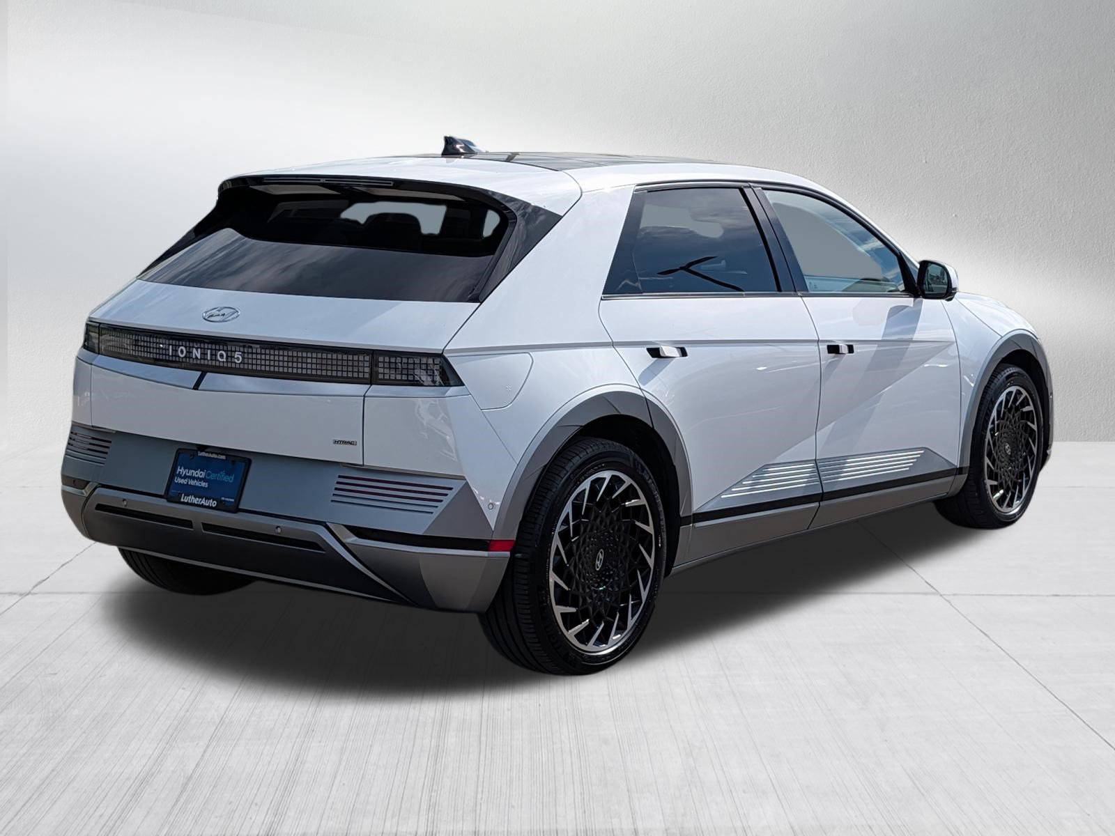 Certified 2023 Hyundai Ioniq 5 Limited AWD/4WD image 7